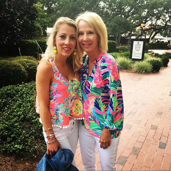 Lilly Pulitzer Shirley Top Sz XXS - Picture 2 of 4